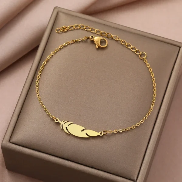 Stainless Steel Bracelets Classic Simple Feather Design Pendant Chains Fashion Charms Bracelet For Women Jewelry Party Male Gift