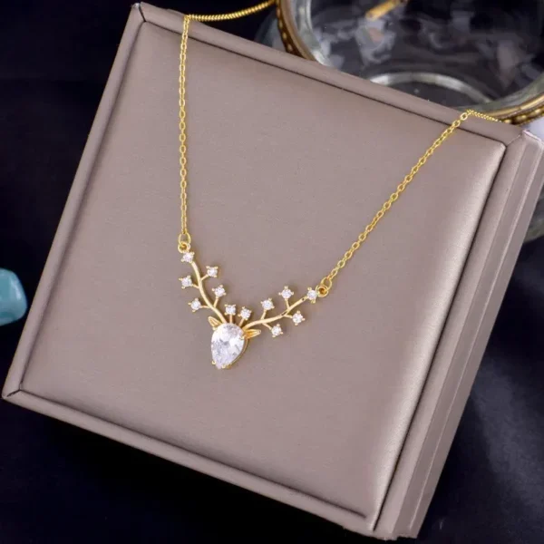 New Zircon Crystal Elk David's Deer Pendant Fashion Chain Necklace Korean Women Charm Clavicle Collar Jewelry Party Girl Gift